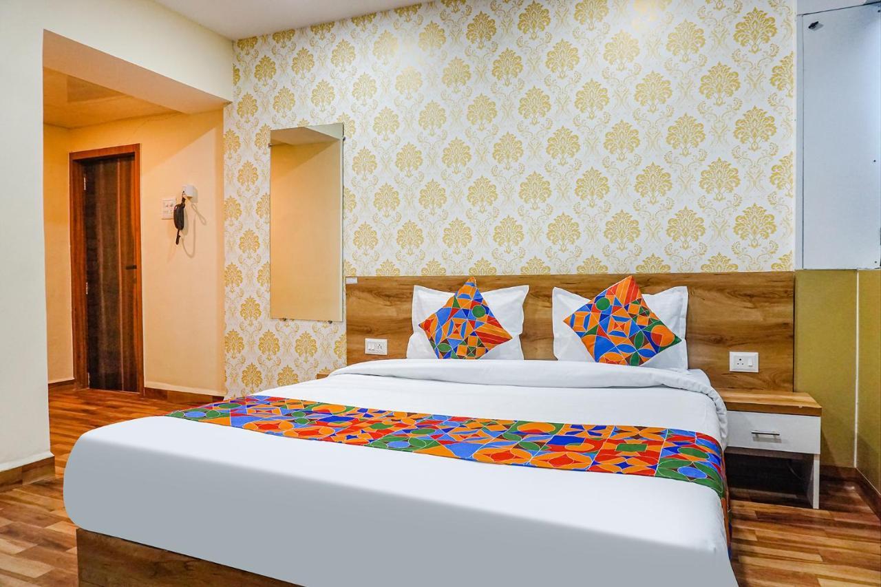 Fabhotel Tan Square - Nr Eon It Park Pune Esterno foto